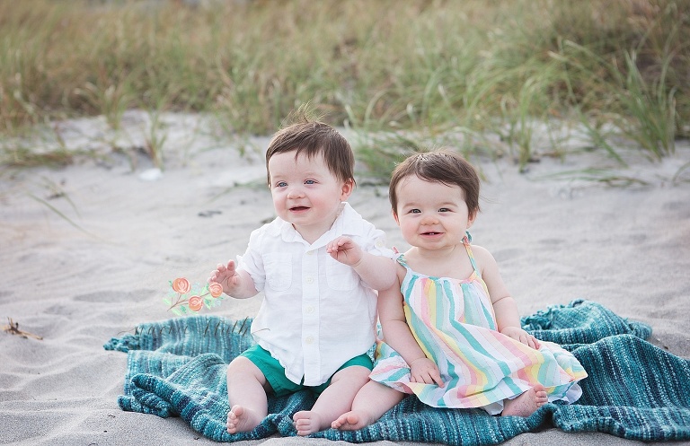 baby beach photo shoot twins