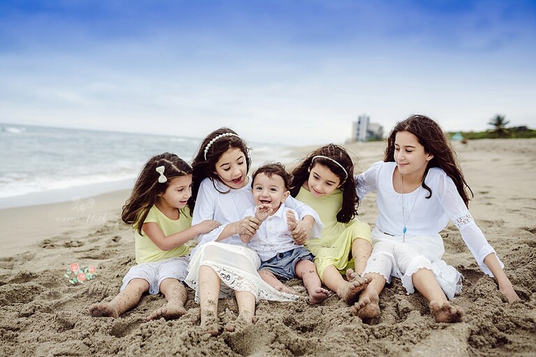 boca raton beach family photo shoot