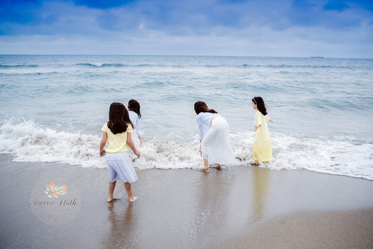 Beach family photo shoot in Boca Raton
