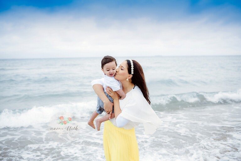 Beach family photo shoot in Boca Raton