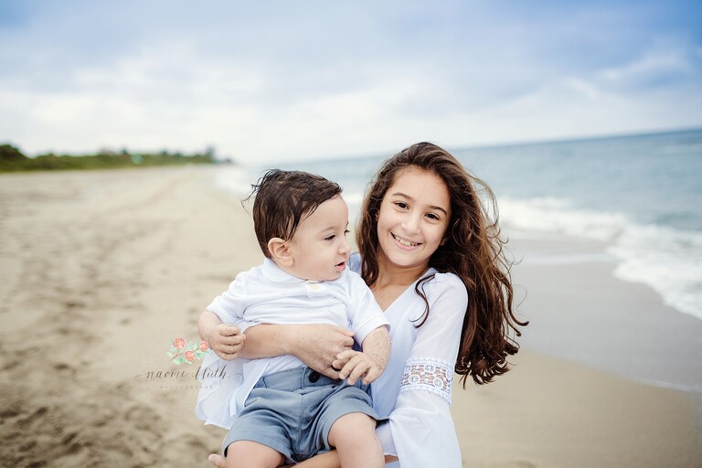 Beach family photo shoot in Boca Raton