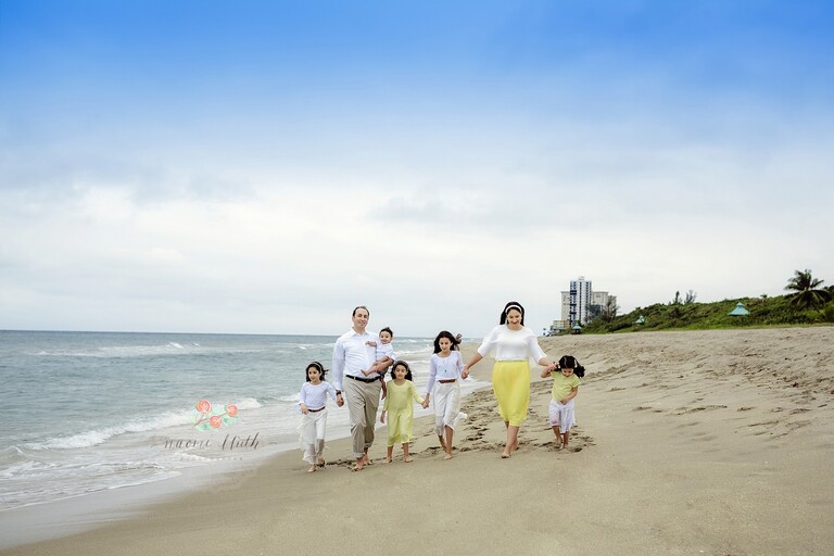 Boca Raton beach family photo shoot