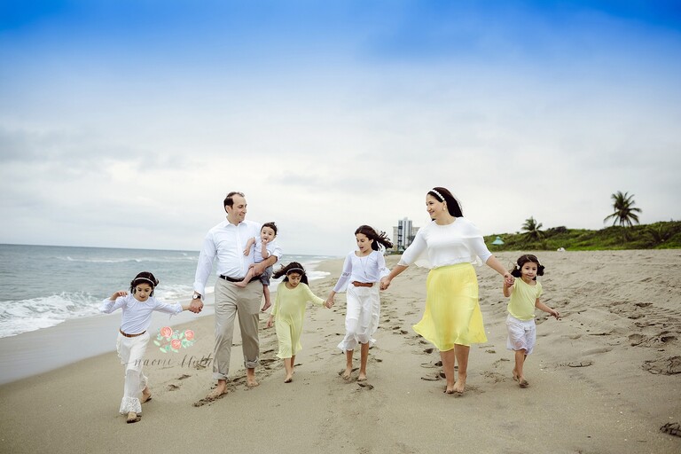 Boca Raton beach family photo shoot