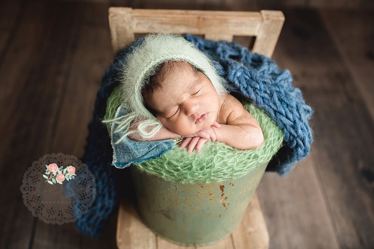 what is the best age for newborn photos