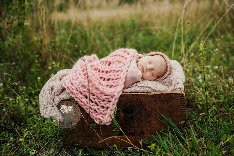 boca raton outdoor newborn photos