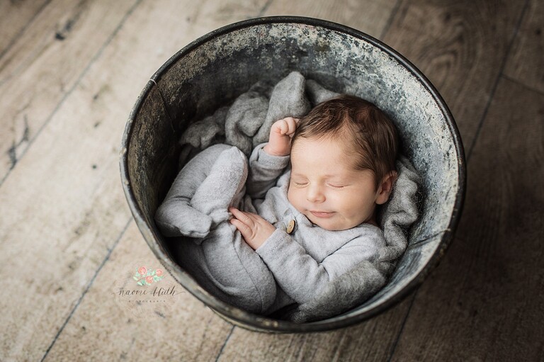 the best newborn photographer in boca raton