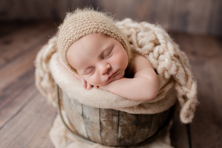 timeless newborn photos