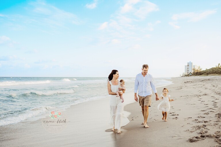 family beach photographer near me