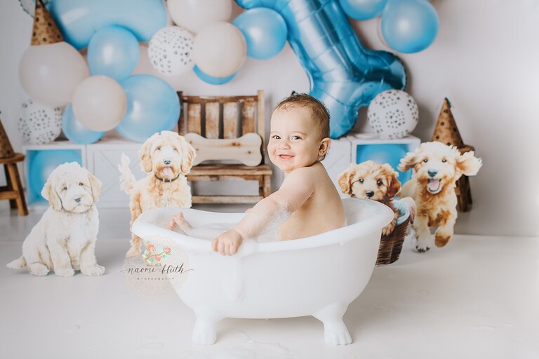 Cake smash and bubble bath in Boca Raton