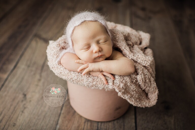 Gentle Rocking and White Noise to Calm Fussy Baby