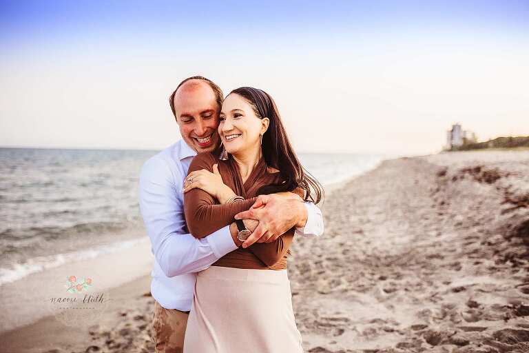 mom and dad photos at the beach